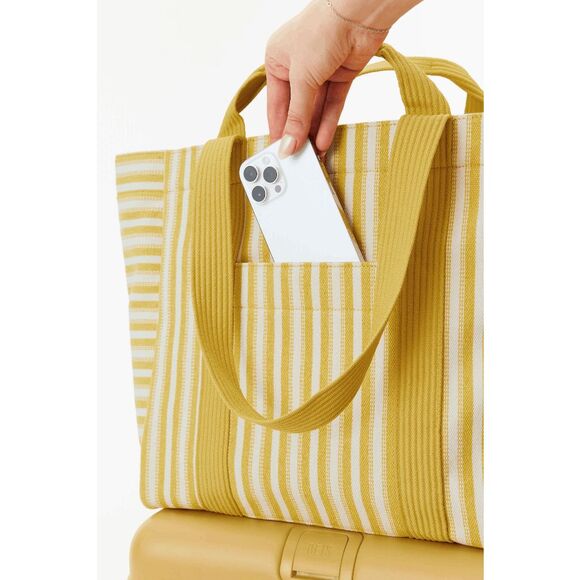 NWT Beis Canvas Vacation Tote Beach Bag in Honey Stripe - Picture 7 of 7